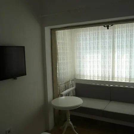 Gazde/Camere de închiriat Yelken Alacati